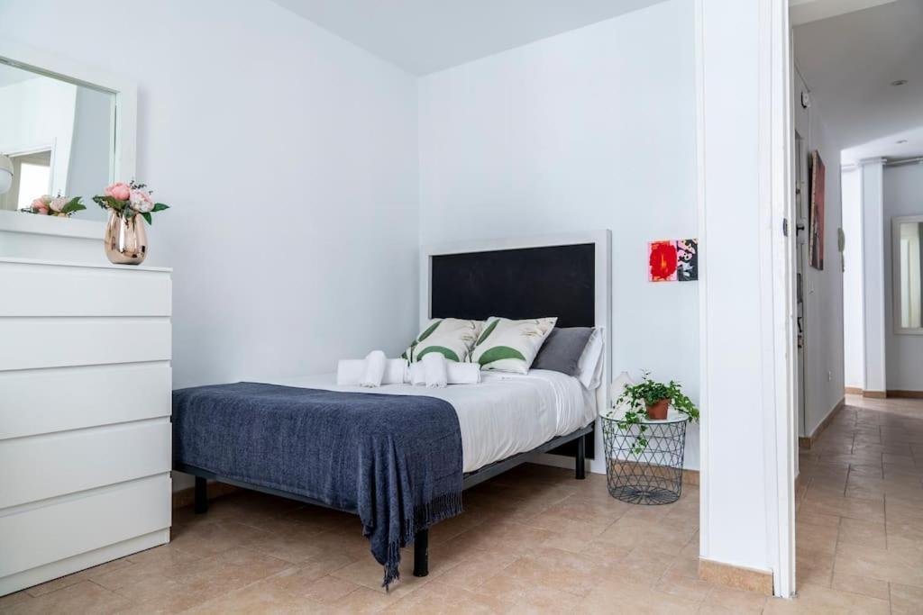 Flat For Groups 8 People In Gran Via-Cgrac4 Apartment Мадрид Екстериор снимка
