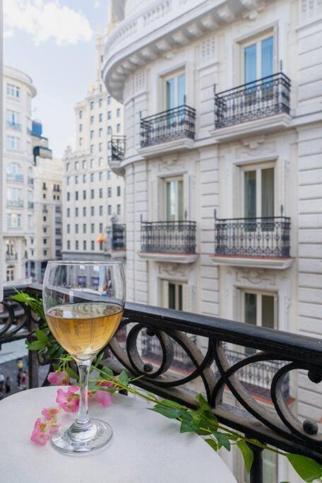 Flat For Groups 8 People In Gran Via-Cgrac4 Apartment Мадрид Екстериор снимка